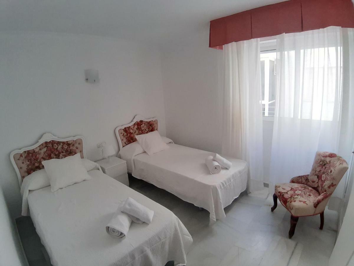 Spacious Beach Flat In Fuengirola - Los Boliches Exterior photo